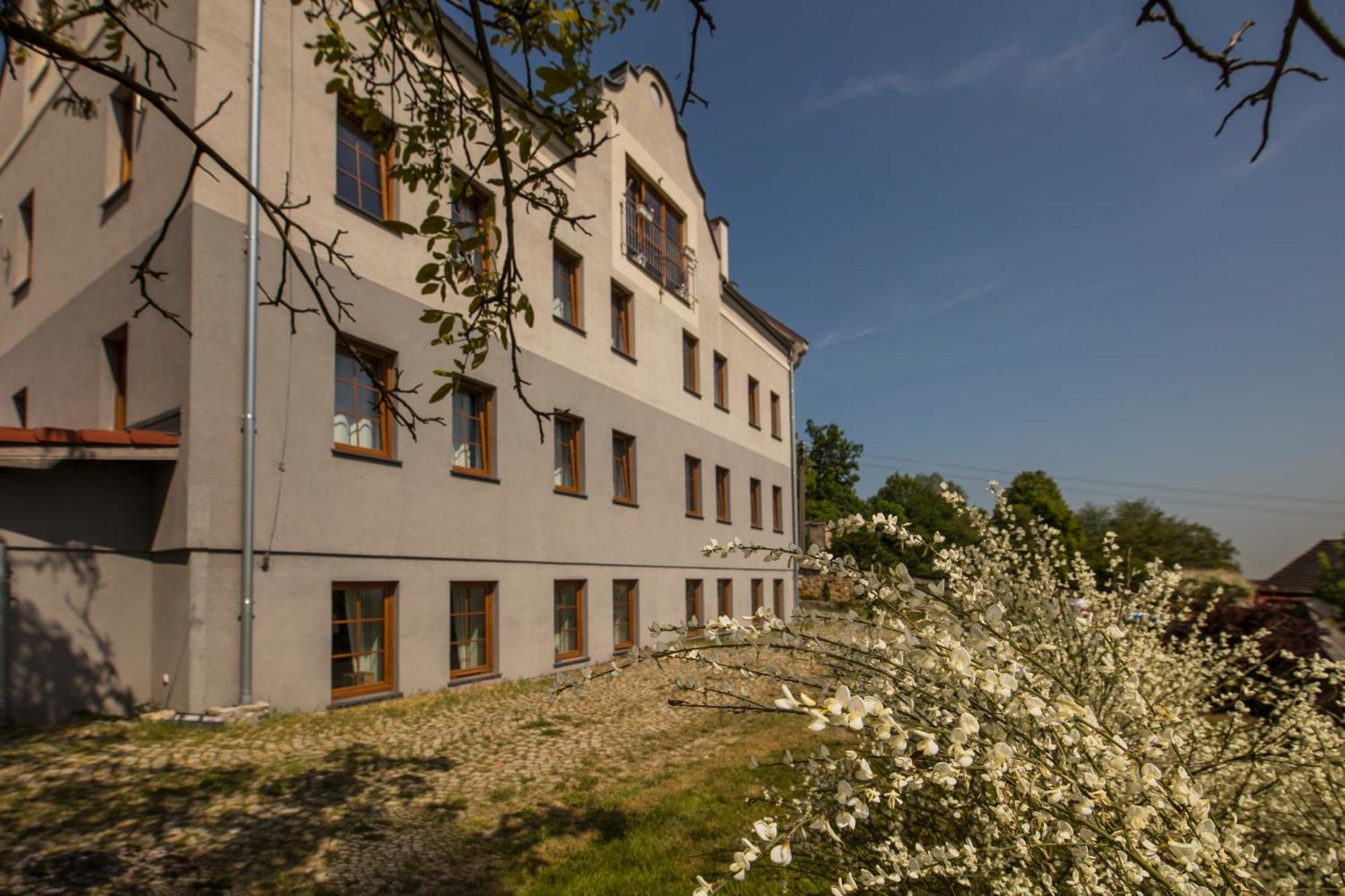 Monte Cuma Uroczysko Pod Zamkiem Grodziec Daire Zagrodno Dış mekan fotoğraf